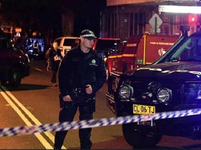 Terrorismo, volevano far saltare aereo in volo: 4 arresti in Australia