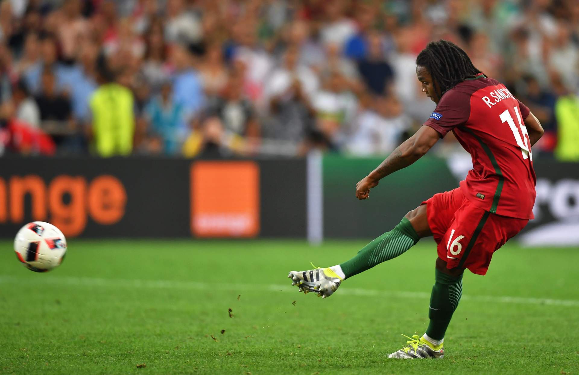 Calciomercato Milan, è fatta per Renato Sanches: 40 milioni al Bayern