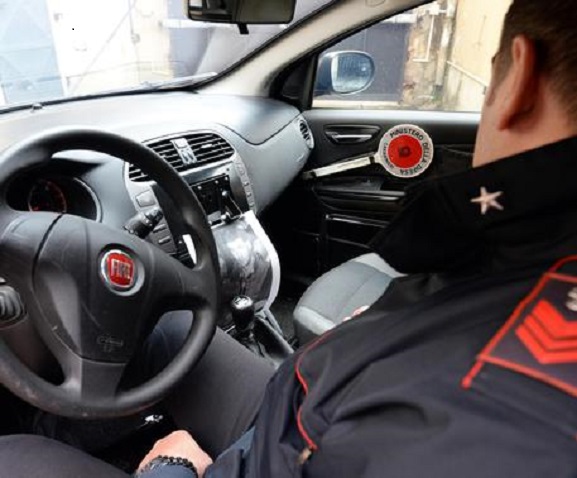 Picchiava moglie italiana durante il ramadan: condannato algerino