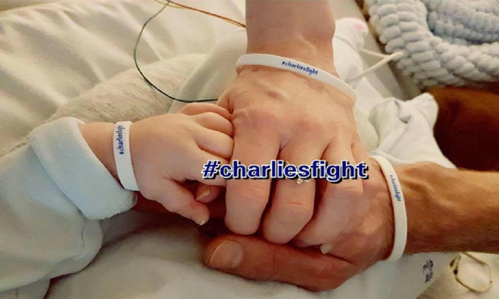 Charlie Gard, lʼAlta corte di Londra annuncerà la decisione il 25 luglio