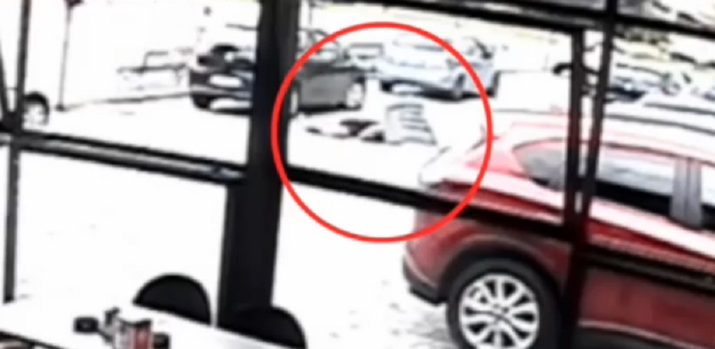 Omicidio Garlasco, Jader Sherbini ucciso in piazza: VIDEO esecuzione