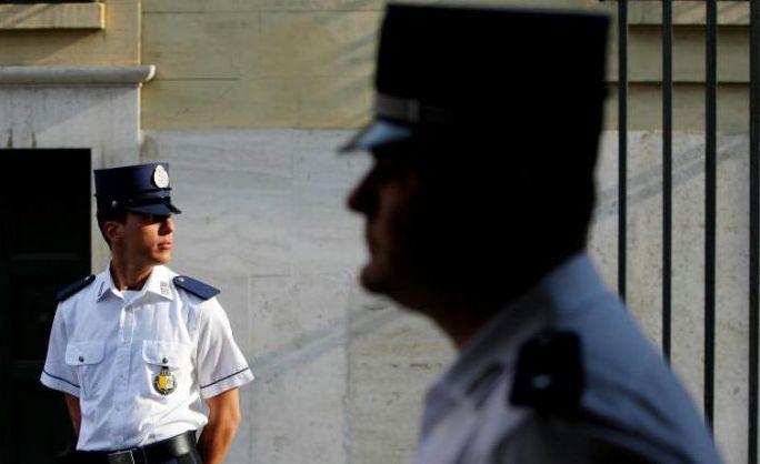 Vaticano, gendarme del Papa accusato di violenze dalla moglie giornalista
