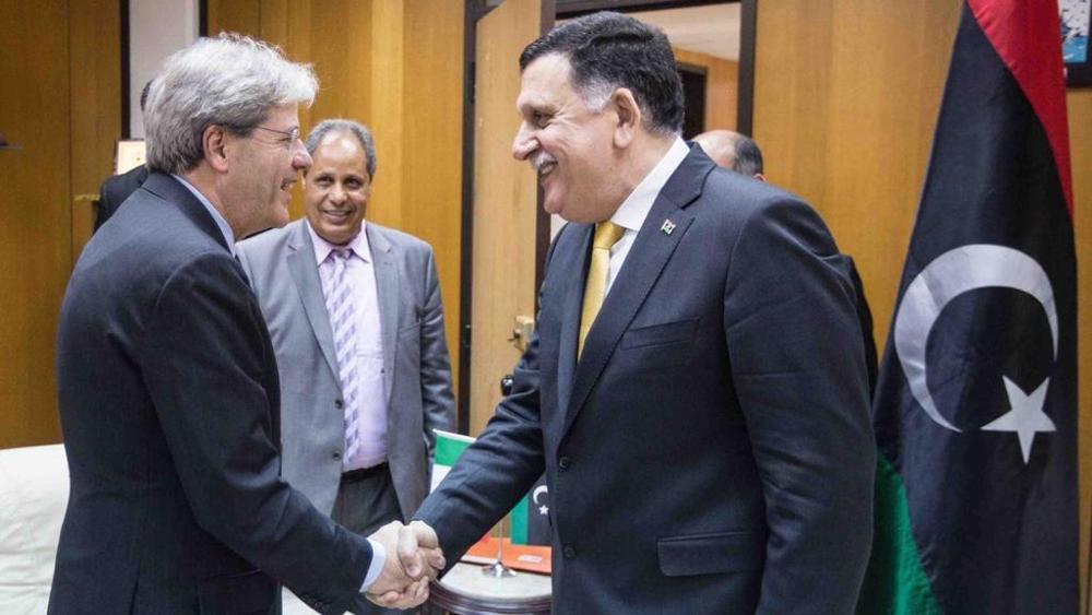 Libia. Sarraj chiede navi all'Italia per contrastare la tratta dei migranti