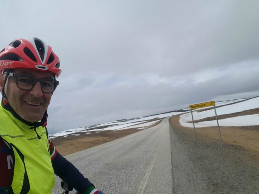 Giuseppe Grottola, poliziotto ciclista: da Taranto fino a Capo Nord in un mese