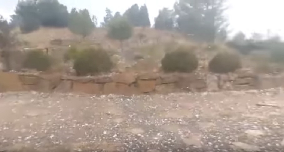 Spagna, chicchi di grandine grandi come palline da tennis