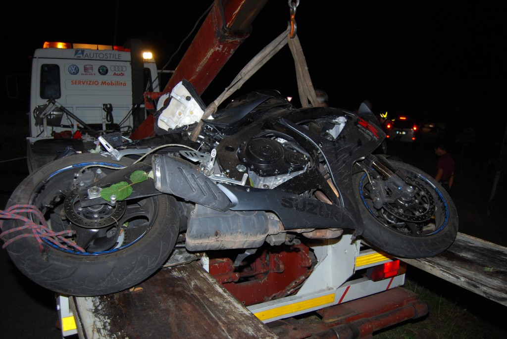 Ravenna, scontro frontale tra motociclisti: entrambi morti sul colpo