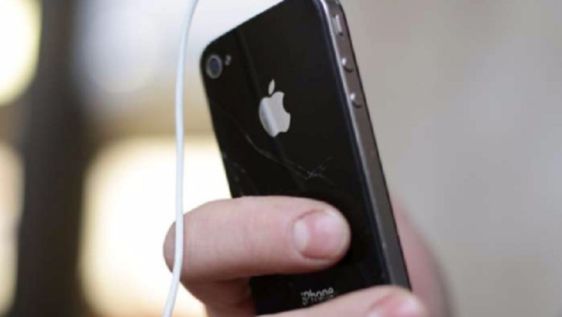 Legge anti iPhone, slitta il voto al Senato. Ecco perché