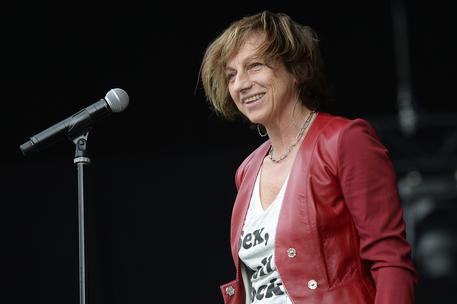 Gianna Nannini lascia l'Italia: "Vado a Londra per mia figlia e sposo Carla"