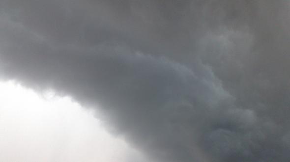 Bolzano: tempesta sabato pomeriggio e domenica notte. Nuvole nere, poi il forte vento FOTO