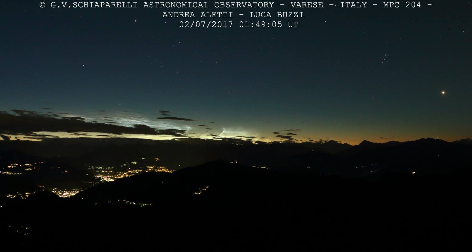 Nubi nottilucenti: lo spettacolare fenomeno osservato per la prima volta a Varese FOTO