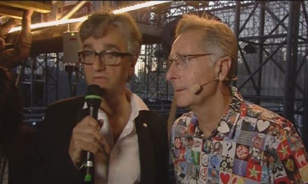 Vasco Rossi Modena Park, Paolo Bonolis e la camicia hawaiiana FOTO