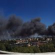 Roma, incendio a Pietralata: due ustionati, uno è grave. Diverse esplosioni