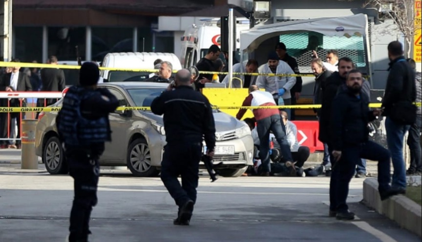 Turchia: uomo spara in resort spiaggia a Bodrum, un morto