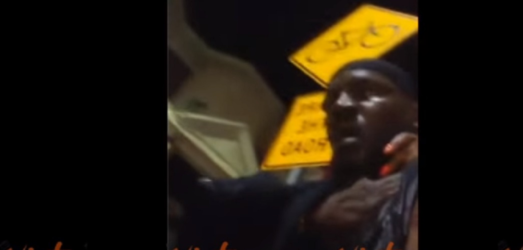 Accoltellato al collo, rapper pubblica VIDEO in diretta