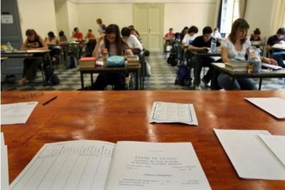 Scuola, entro il 14 agosto assunzioni per 52mila docenti: l'annuncio della Fedeli