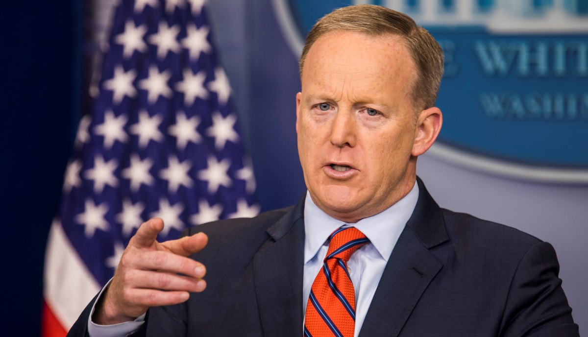 Usa, Sean Spicer si dimette da portavoce di Trump: arriva Anthony Scaramucci al suo posto