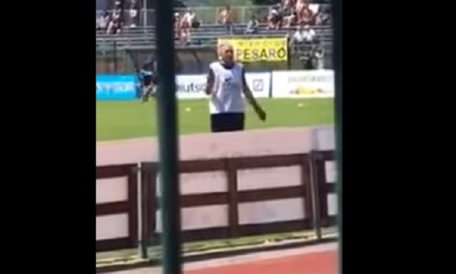 YOUTUBE Inter, Spalletti litiga con il tifoso: "Ti devi levare dai cog...."