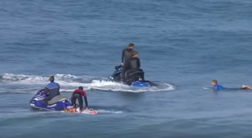 Mick Fanning, surfista australiano scampato ad attacco squalo: nel 2015...