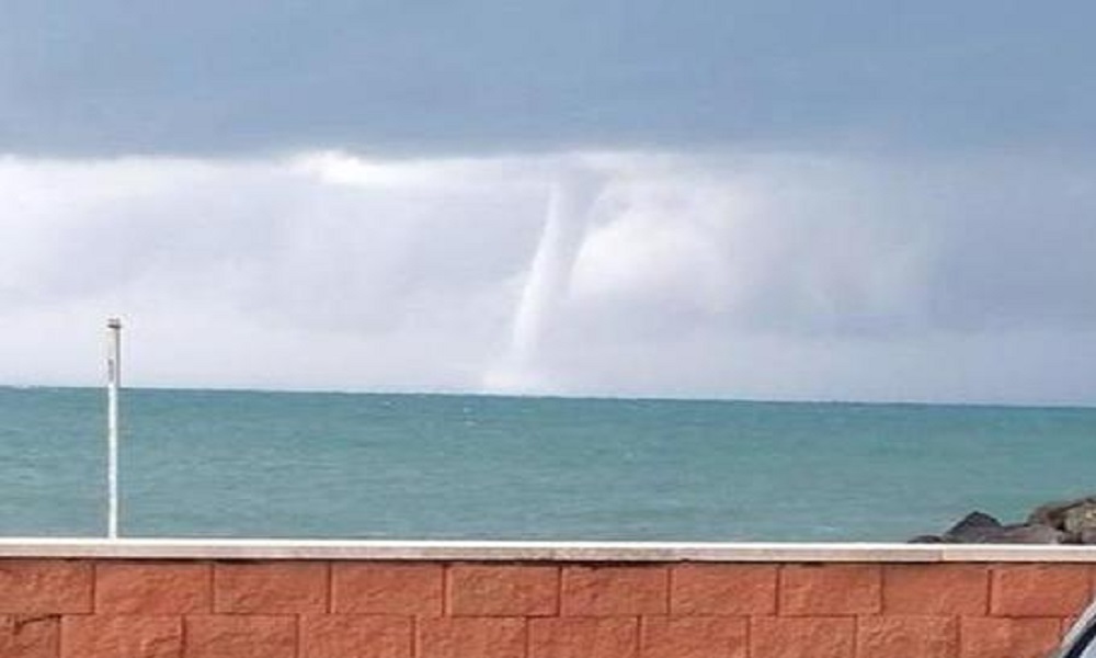 Tromba d'aria a Ostia: 10 persone ferite