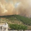 Incendi Sicilia, brucia ancora collina sopra Ragusa