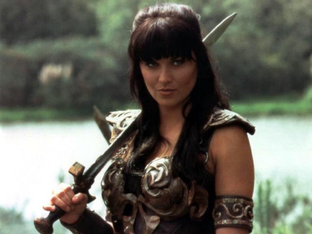 Xena, la principessa guerriera in vacanza a Lucca: "Giovani italiani razzisti"