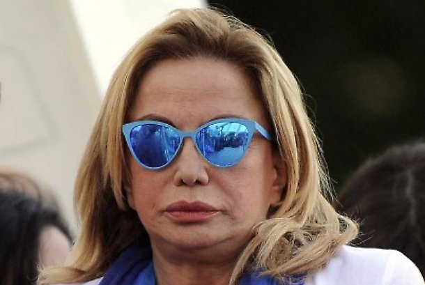 Simona Izzo: "Vado al Grande fratello Vip per soldi. Devo mantenere..."