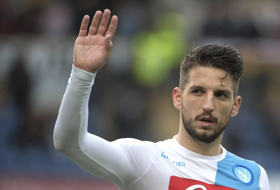 Napoli, Dries Mertens si ferma: potrebbe saltare il Nizza in Champions
