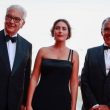 Festival di Venezia, Maria Elena Boschi sul red carpet con il fratello 04