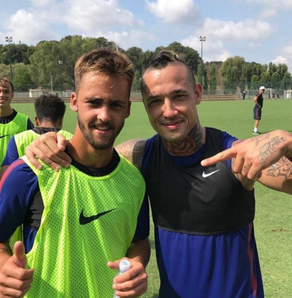 Nainggolan, scherzo alla Juventus: "È tornato Pjanic!". Ma è il giovane Pezzella...