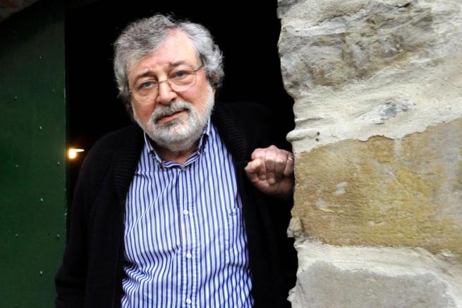 Francesco Guccini ricoverato in ospedale. Paura per il cantautore