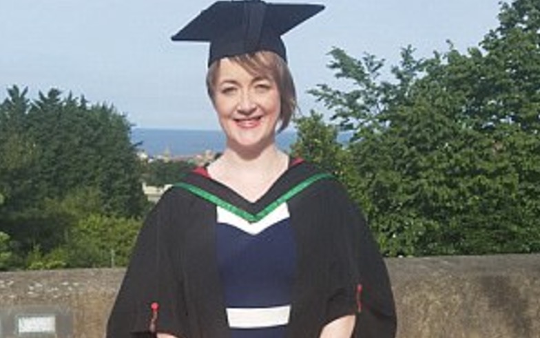 Malata di leucemia, i medici: "Morirai a 13 anni". Ma ha 22 anni e sta benissimo