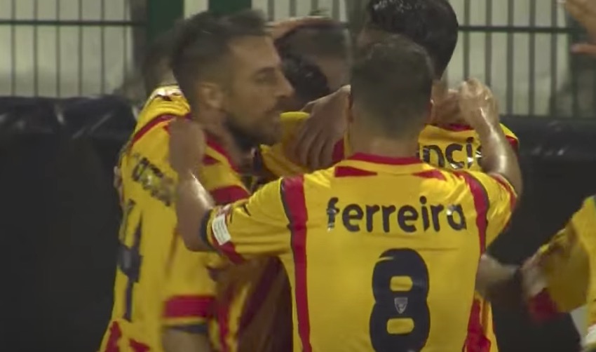YOUTUBE Coppa Italia, Pro Vercelli-Lecce 1-2: gol e highlights