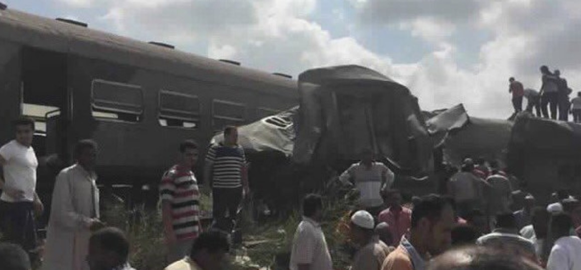 YOUTUBE Egitto, scontro fra due treni ad Alessandria: 36 morti, oltre 100 feriti