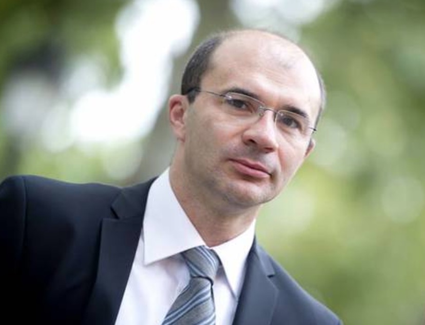 Reggio Emilia, profugo pedofilo libero. Sindaco Luca Vecchi (Pd): "Va cacciato"
