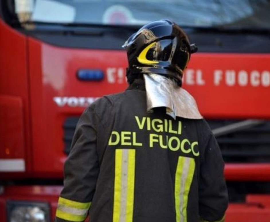 Mareno di Piave (Treviso), operaio cade nella vasca per il vino e muore