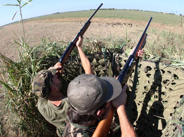 Caccia, Legambiente al governo: "Rinviare di un mese la stagione causa incendi e siccità"