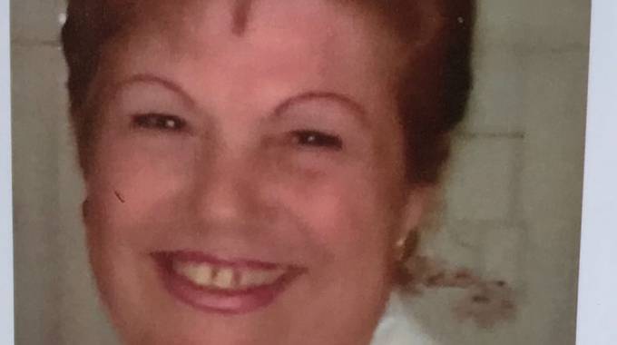 Antonietta Migliorati morta in casa con la gola tagliata: interrogatori a raffica e possibili indagati