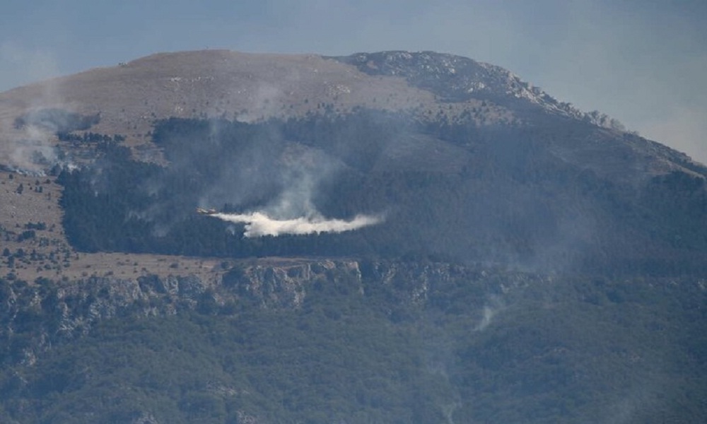 Antrodoco, brucia la scritta Dux sul monte Giano FOTO