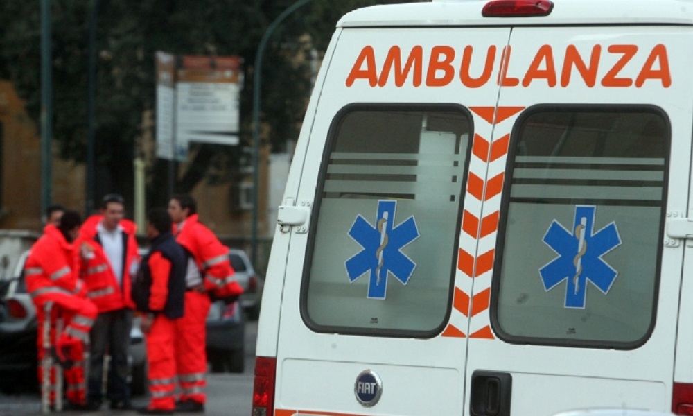 Anzio, bimbo di 4 anni muore schiacciato da un cancello