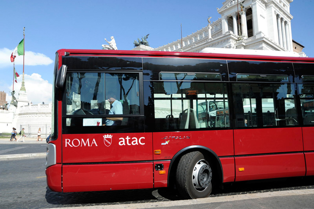 STANCHI DI RITARDI E CORSE CANCELLATE? ARRIVA LA STANGATA