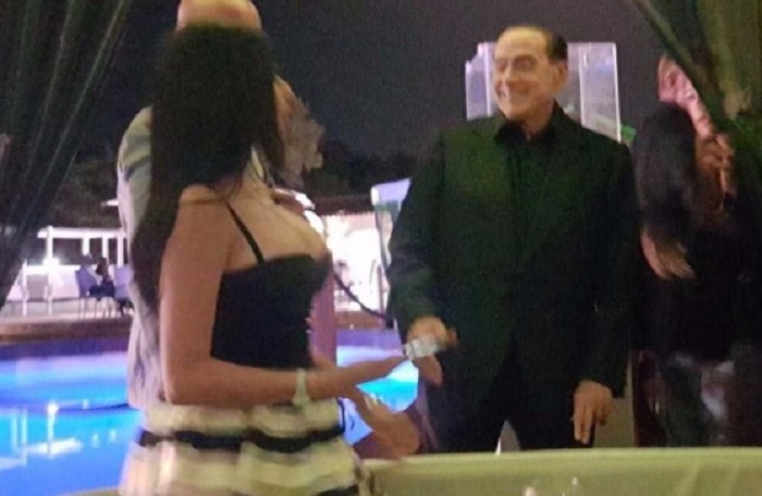 Dalla golden share al red carpet, Berlusconi ringrazia