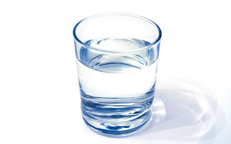 Bergamo, 5 euro per un bicchiere di acqua in un locale