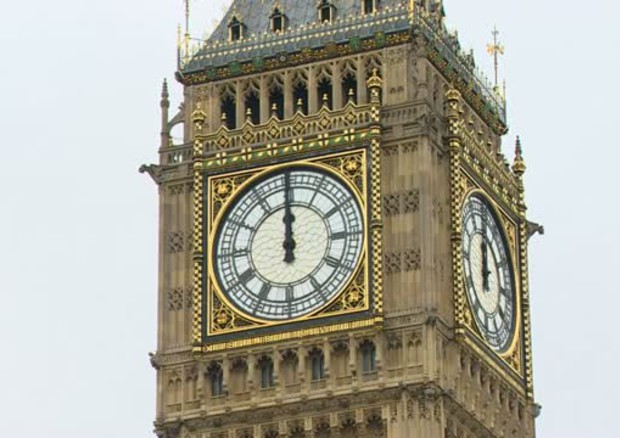Londra, Big Ben suona per l'ultima volta: restauro fino al 2021