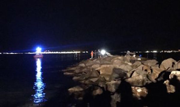 Cagliari, incidente al porto di Sant'Elia: gommone contro gli scogli, due giovani morti e due ricoverati