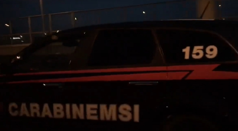 Guido Meda, la strana auto che viaggia accanto: "Questi ci sparano" VIDEO