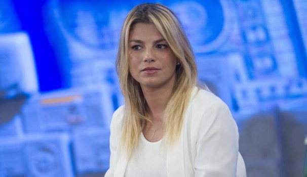 "Emma Marrone narcotizzata e derubata a Ibiza": scoop del Giornale