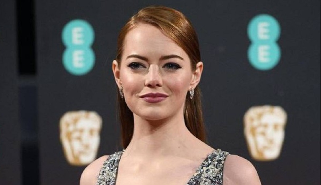 Emma Stone attrice più pagata con 26 mln di dollari. Poi Jennifer Onanista e la Lawrence