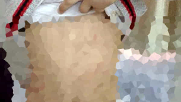 Milano, frusta i figli con i cavi elettrici e li fa dormire sul balcone: madre arrestata