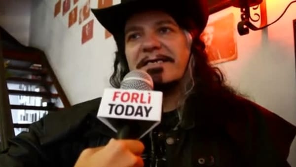 Horus Sat, il vampiro di Meldola: "Sì, bevo sangue ma non dormo nella bara"