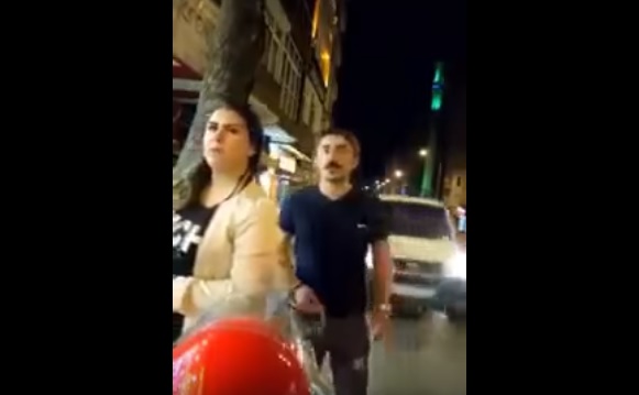 YOUTUBE Turchia, investito da un'auto mentre è in diretta Facebook